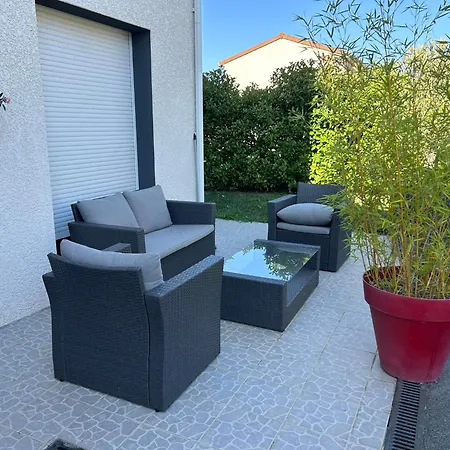 Privatunterkunft A Quatre Chez Lulu